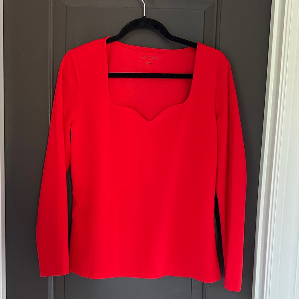 The Limited‎ Scarlet Long Sleeve Top